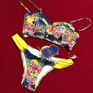 Two piece swim set 👙